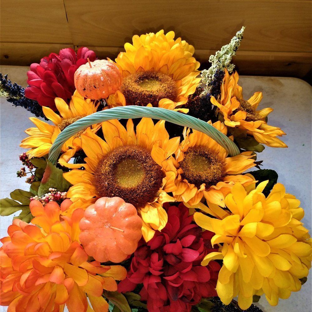 Hand Crafted Floral Centerpiece Fall Decoration Flower Table Arrangement - Picture 4 of 6